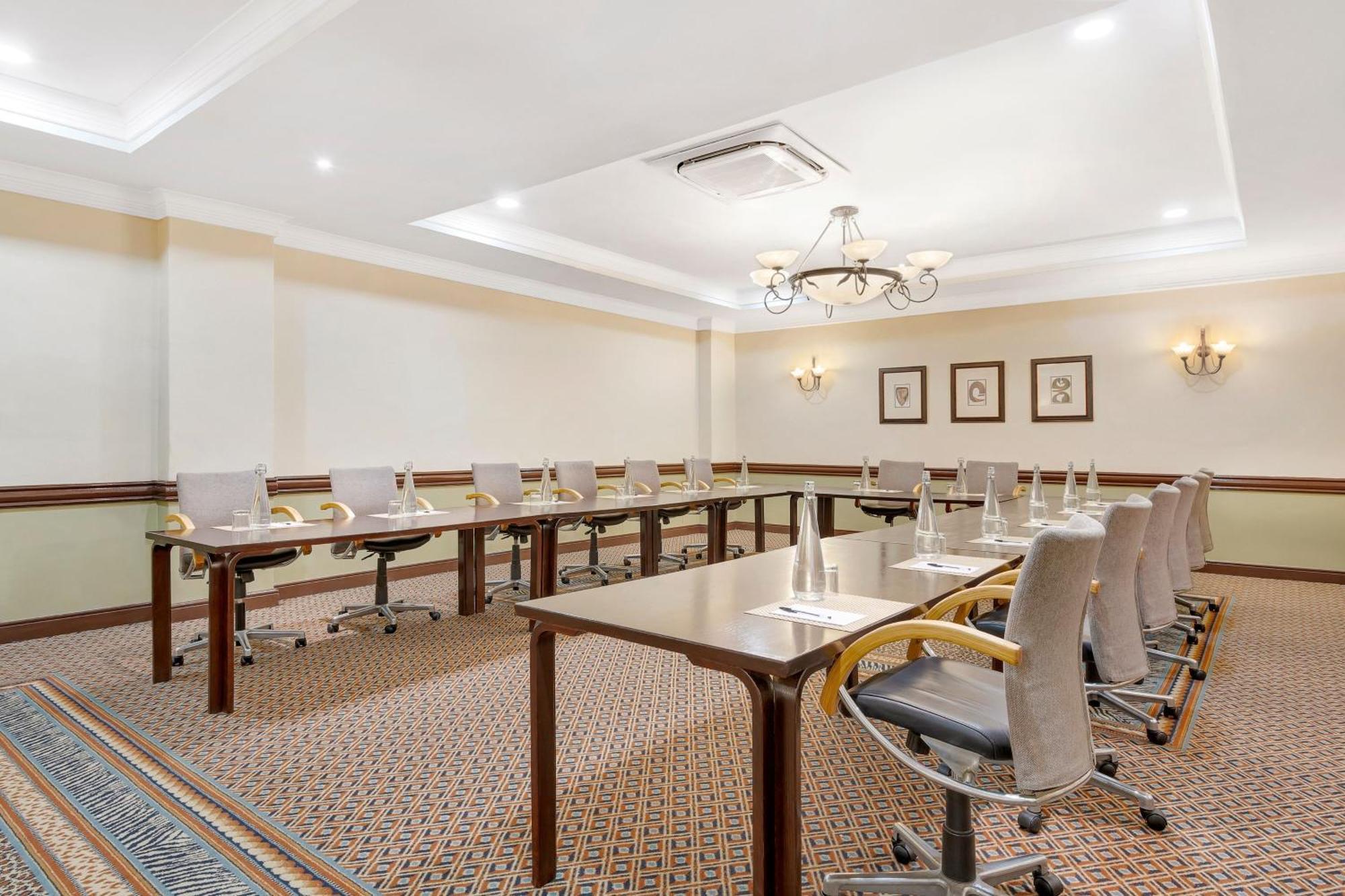 Protea Hotel By Marriott Blantyre Ryalls Exterior foto